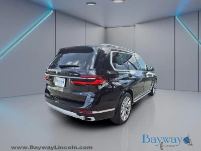 2025 BMW X7 — interior view