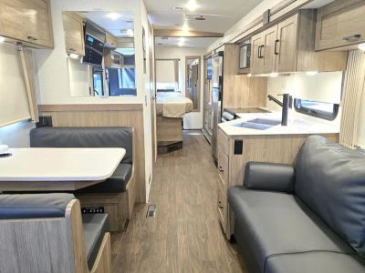 2026 Winnebago SUNSTAR - Photo 5