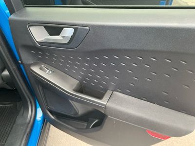 2020 Ford Escape - Photo 21
