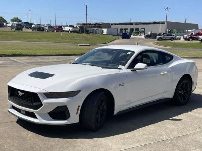 2026 Ford Mustang - Photo 7