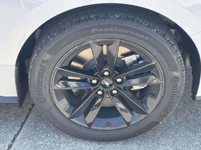 2026 Ford Mustang - Photo 9