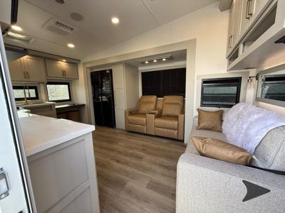 2026 Brinkley Model Z - Photo 9
