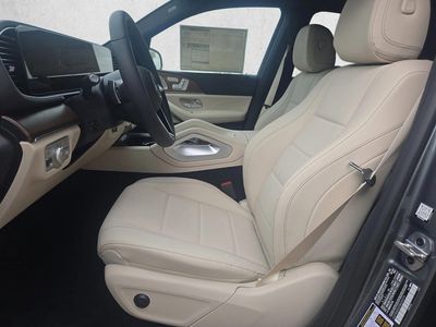 2026 Mercedes-Benz GLE 350 - Photo 4