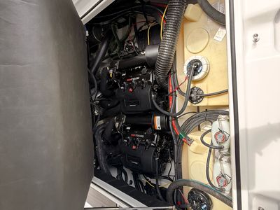 2025 Scarab 285 LX - Photo 27