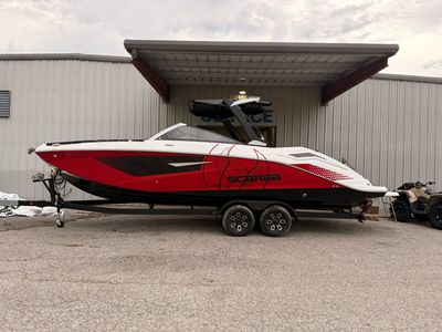 2025 Scarab 285 LX - Photo 1
