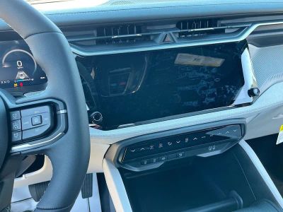 2026 Jeep Cherokee — photo 13 view