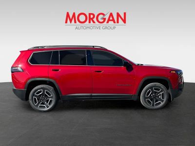 2026 Jeep Cherokee — photo 8 view