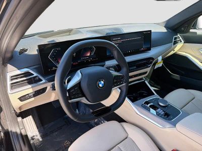 2025 BMW 3 Series — photo 28 view