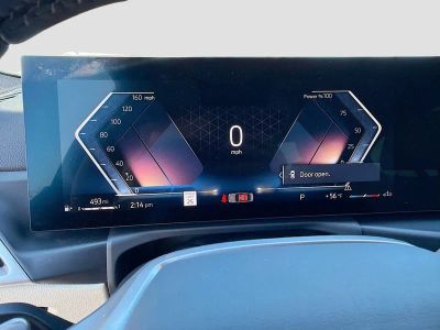 2025 BMW 3 Series — photo 42 view