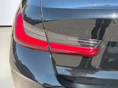 2025 BMW 3 Series — photo 11 view