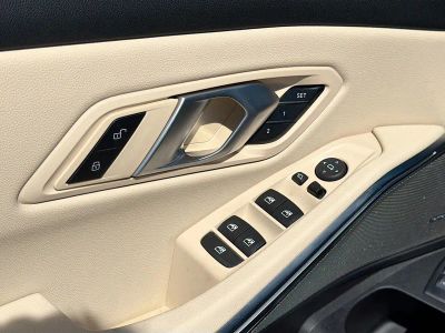 2025 BMW 3 Series — photo 25 view
