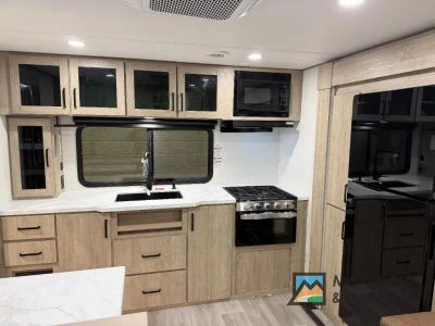 2026 Grand Design Imagine XLS - Photo 8