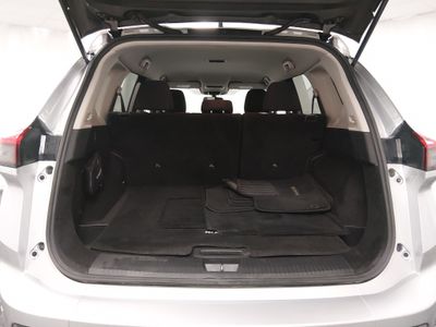 2024 Nissan Rogue - Photo 11