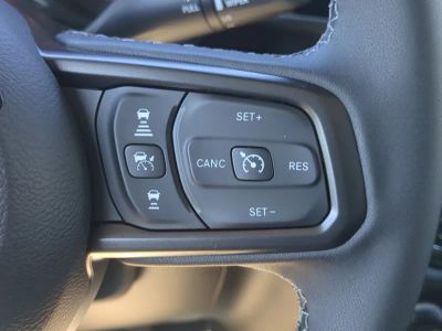 2026 Jeep Gladiator — photo 27 view