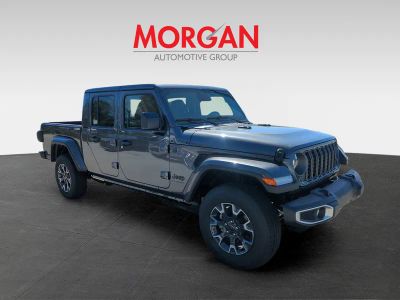 2026 Jeep Gladiator — side profile view