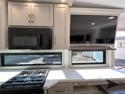 2026 Brinkley Model Z - Photo 19