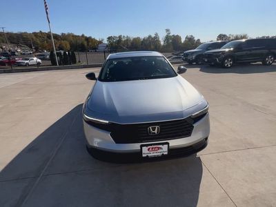 2025 Honda Accord Sedan SE CVT — interior view