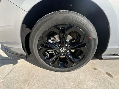 2025 Honda Accord Sedan SE CVT — photo 12 view