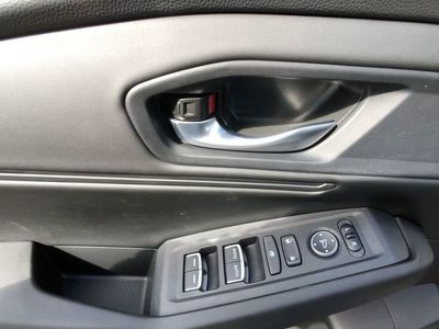 2025 Honda Accord Sedan SE CVT — photo 16 view