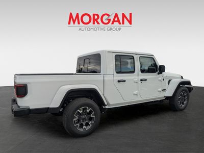 2026 Jeep Gladiator - Photo 3