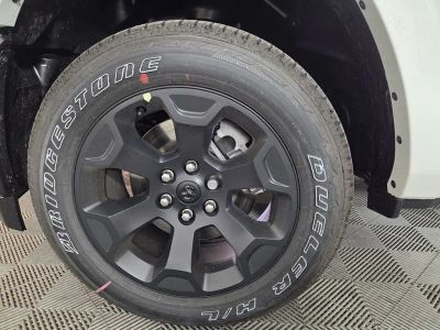 2026 Ram 1500 — photo 8 view