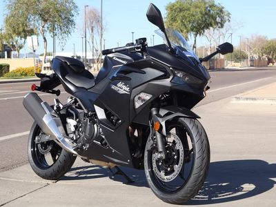 2026 Kawasaki Ninja 500 Metallic Flat Spark Black - Photo 1