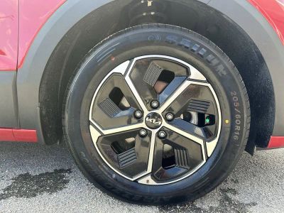 2023 Kia Niro — photo 18 view