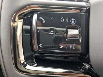 2026 Land Rover Range Rover Velar — photo 25 view