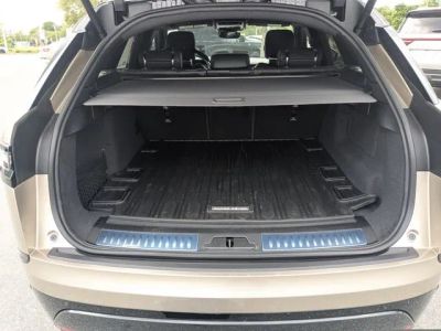 2026 Land Rover Range Rover Velar — photo 11 view