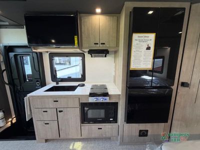 2026 Grand Design Lineage Series M - Photo 10