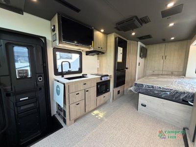2026 Grand Design Lineage Series M - Photo 11