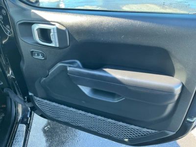 2020 Jeep Wrangler - Photo 19