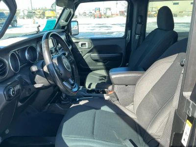 2020 Jeep Wrangler - Photo 10