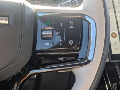 2026 Land Rover Range Rover Velar — photo 22 view
