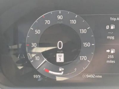 2026 Land Rover Range Rover Velar — photo 24 view
