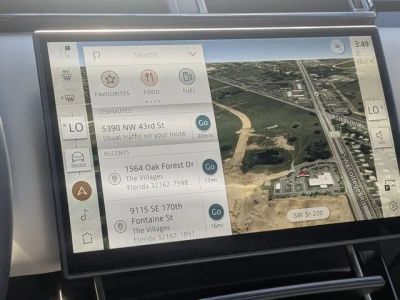 2026 Land Rover Range Rover Velar — photo 19 view