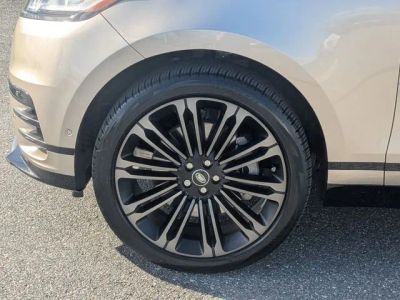 2026 Land Rover Range Rover Velar — photo 11 view
