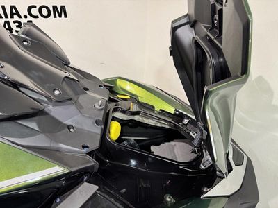 2025 Kawasaki Ultra 160LX - Photo 15