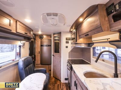 2021 Lance Lance Travel Trailers - Photo 18