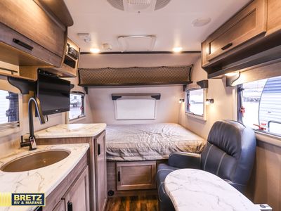 2021 Lance Lance Travel Trailers - Photo 12