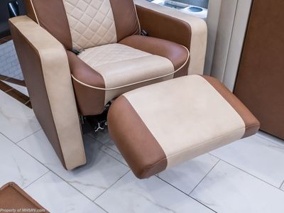 2027 Foretravel Realm Presidential Luxury Villa Bunk (LVB) W/ Spa - Photo 80