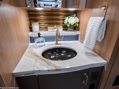 2027 Foretravel Realm Presidential Luxury Villa Bunk (LVB) W/ Spa - Photo 66