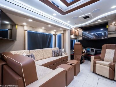 2027 Foretravel Realm Presidential Luxury Villa Bunk (LVB) W/ Spa - Photo 9