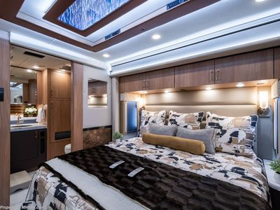 2027 Foretravel Realm Presidential Luxury Villa Bunk (LVB) W/ Spa - Photo 57