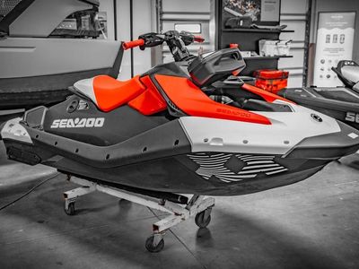 2026 Sea-Doo Spark Trixx for 1 Rotax 900 ACE - 90 iBR and Audio — front three-quarter view