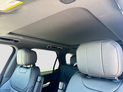 2026 Land Rover Range Rover Sport — photo 27 view