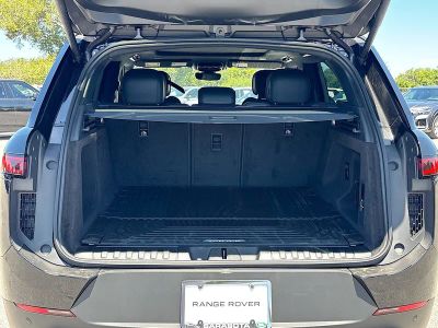 2026 Land Rover Range Rover Sport — photo 12 view