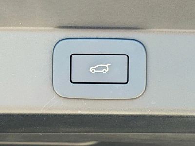 2026 Land Rover Range Rover Sport — photo 14 view