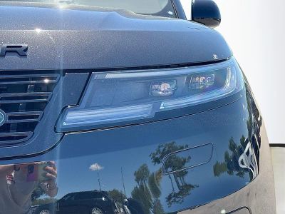 2026 Land Rover Range Rover Sport — photo 9 view