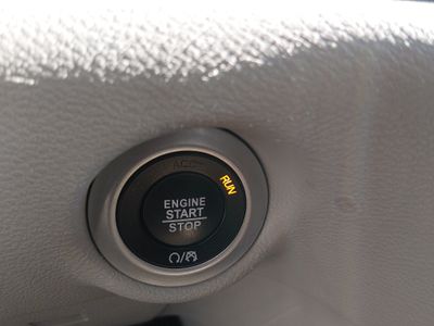 2023 Chrysler Voyager - Photo 18